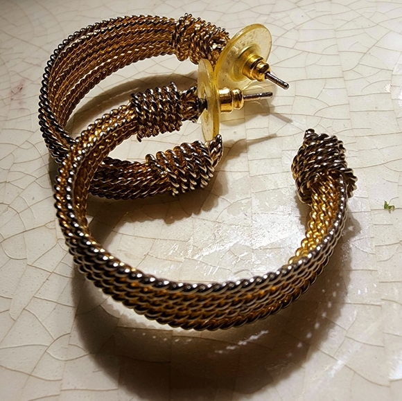 Vintage Multi-roped knotted gold tone hoop earrings, luxury, contemporary - Picture 4 of 6